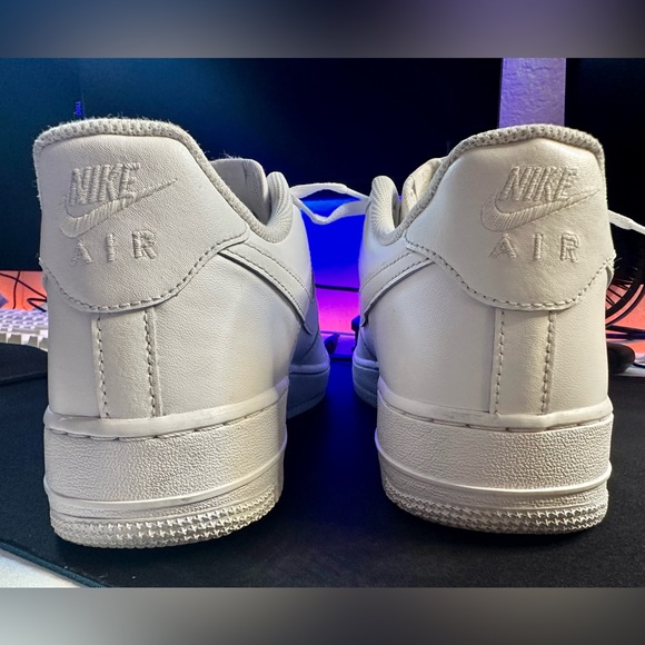 Nike Air Force 1 '07 Lows - Picture 3 of 14